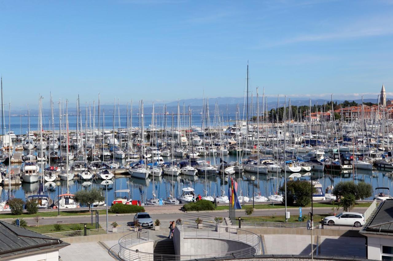 Luxury Marina View Apartment Izola Buitenkant foto
