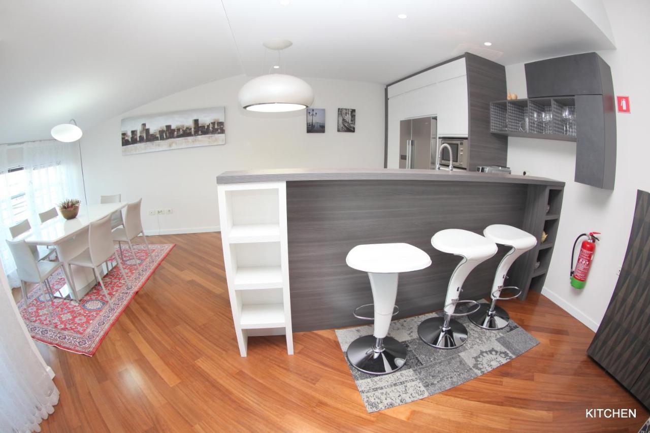 Luxury Marina View Apartment Izola Buitenkant foto