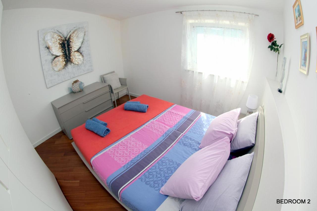 Luxury Marina View Apartment Izola Buitenkant foto
